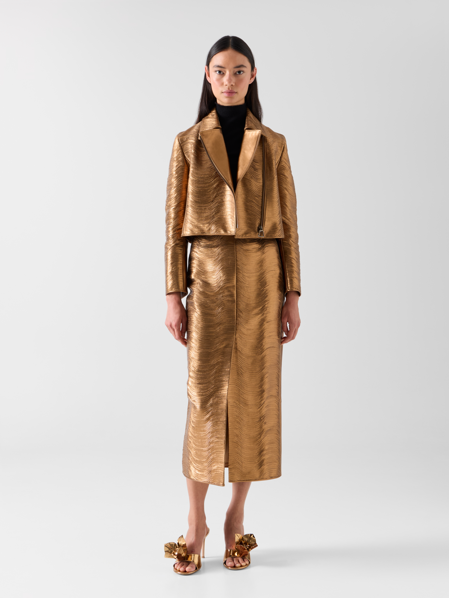 Designer Bleistiftrock aus Lamé-Leder mit Streifenstickerei - Gold 