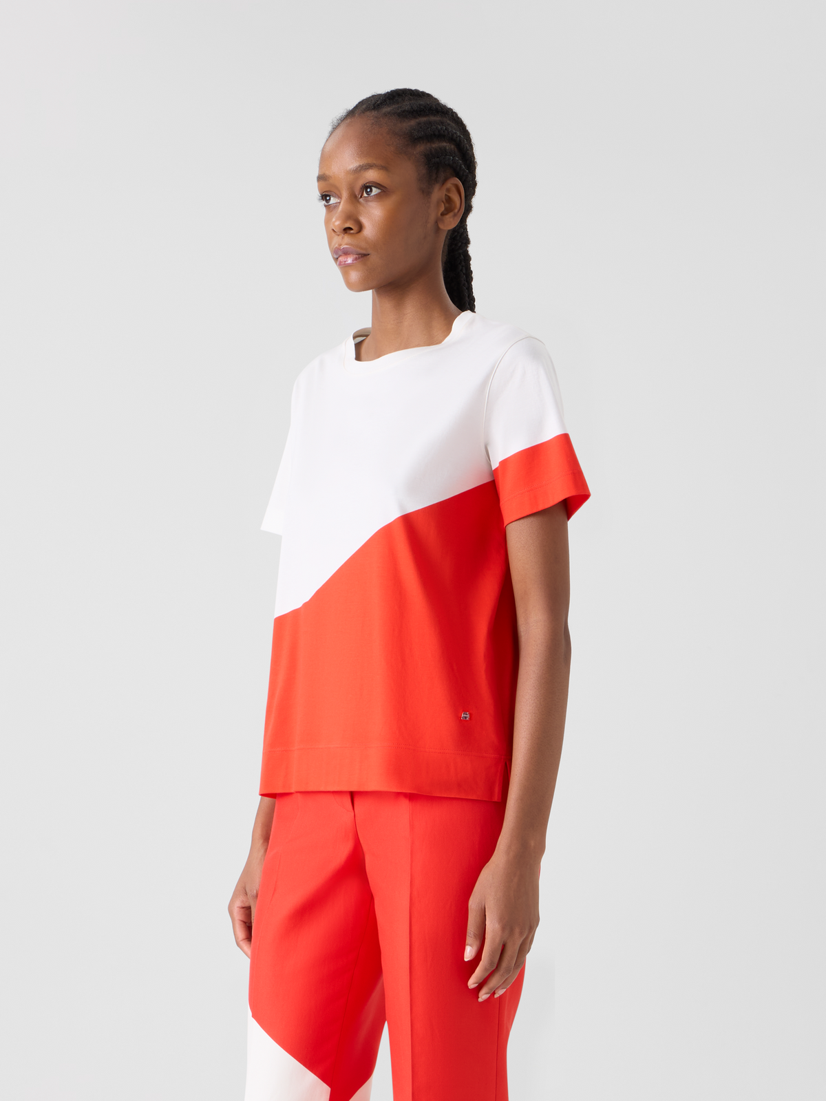 Designer Lässiges Baumwoll-T-Shirt mit Polygon-Druck - Bunt #editorial
