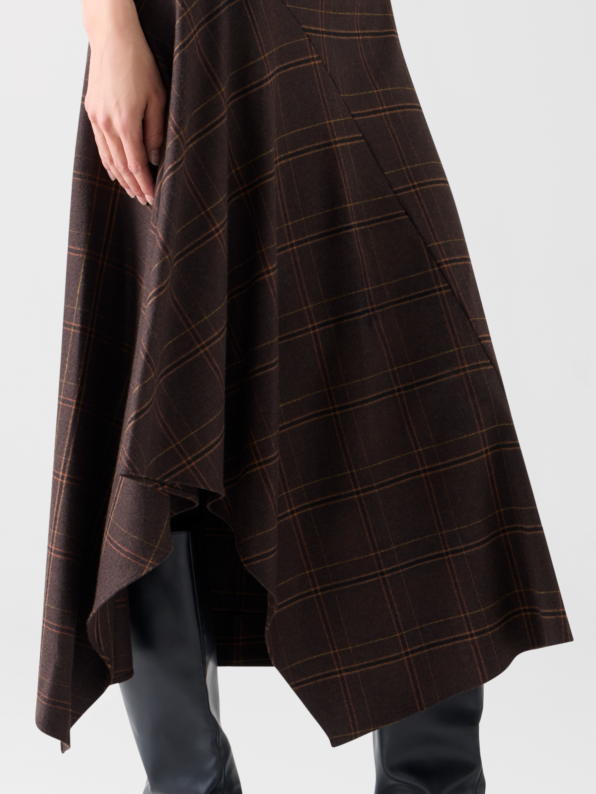 Designer Karierter Midirock aus Flanell mit Zipfelsaum - Braun #editorial