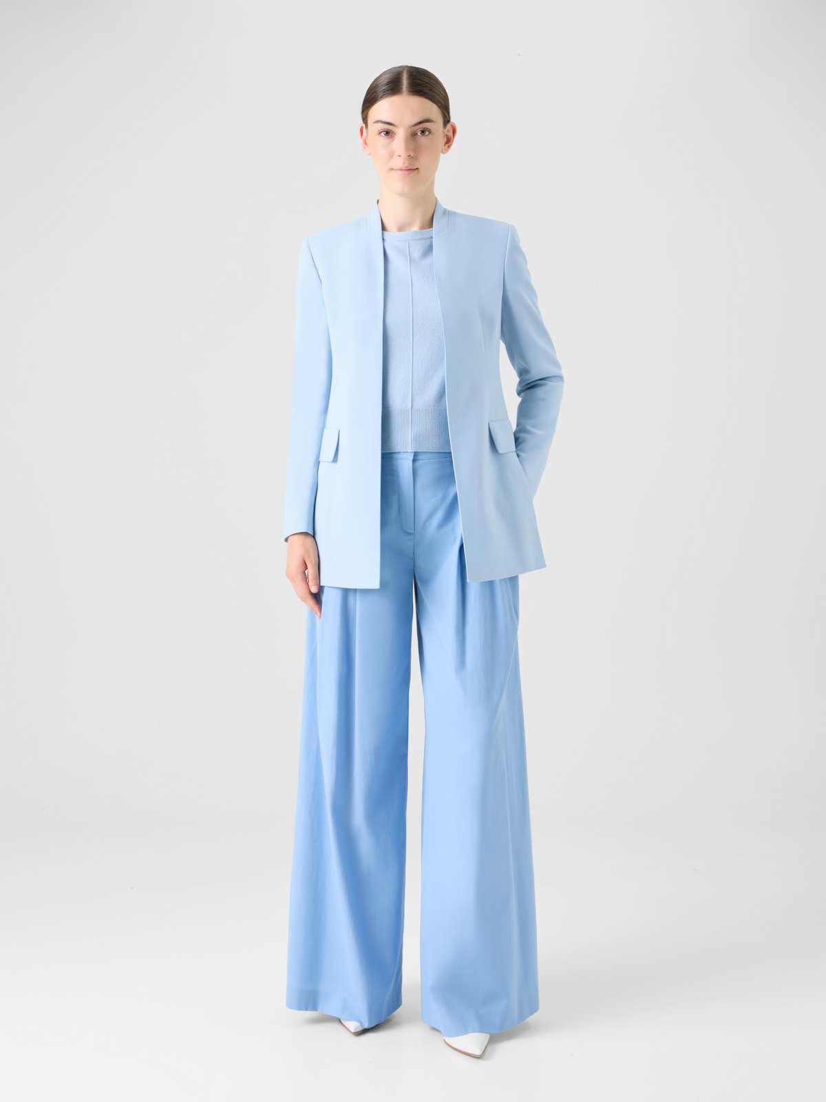 Designer Alvar Jacke im Cardigan-Stil aus Woll-Doubleface - Blau #editorial