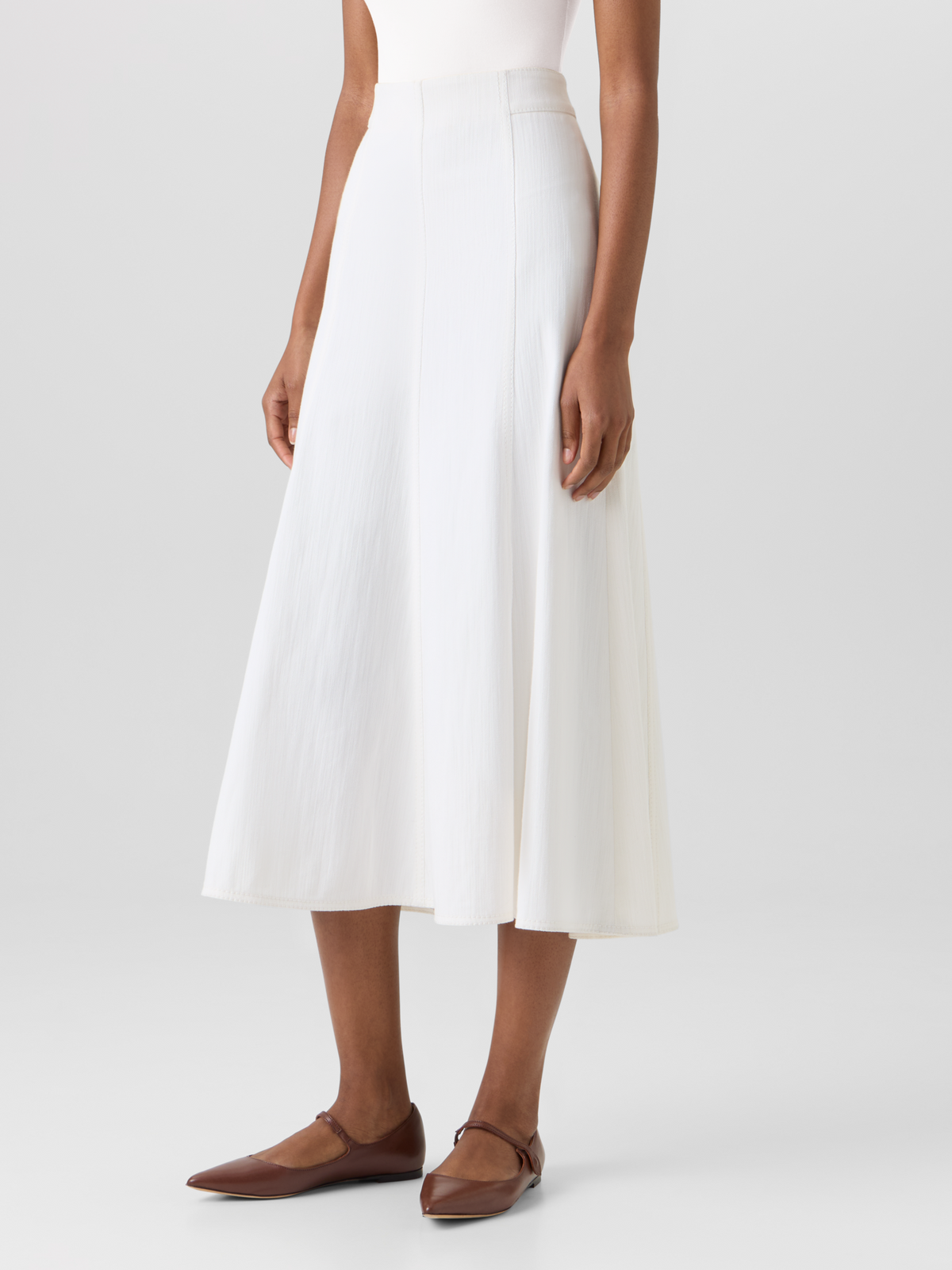 Designer Ausgestellter Midirock aus Baumwoll-Stretch-Denim - Weiss #editorial