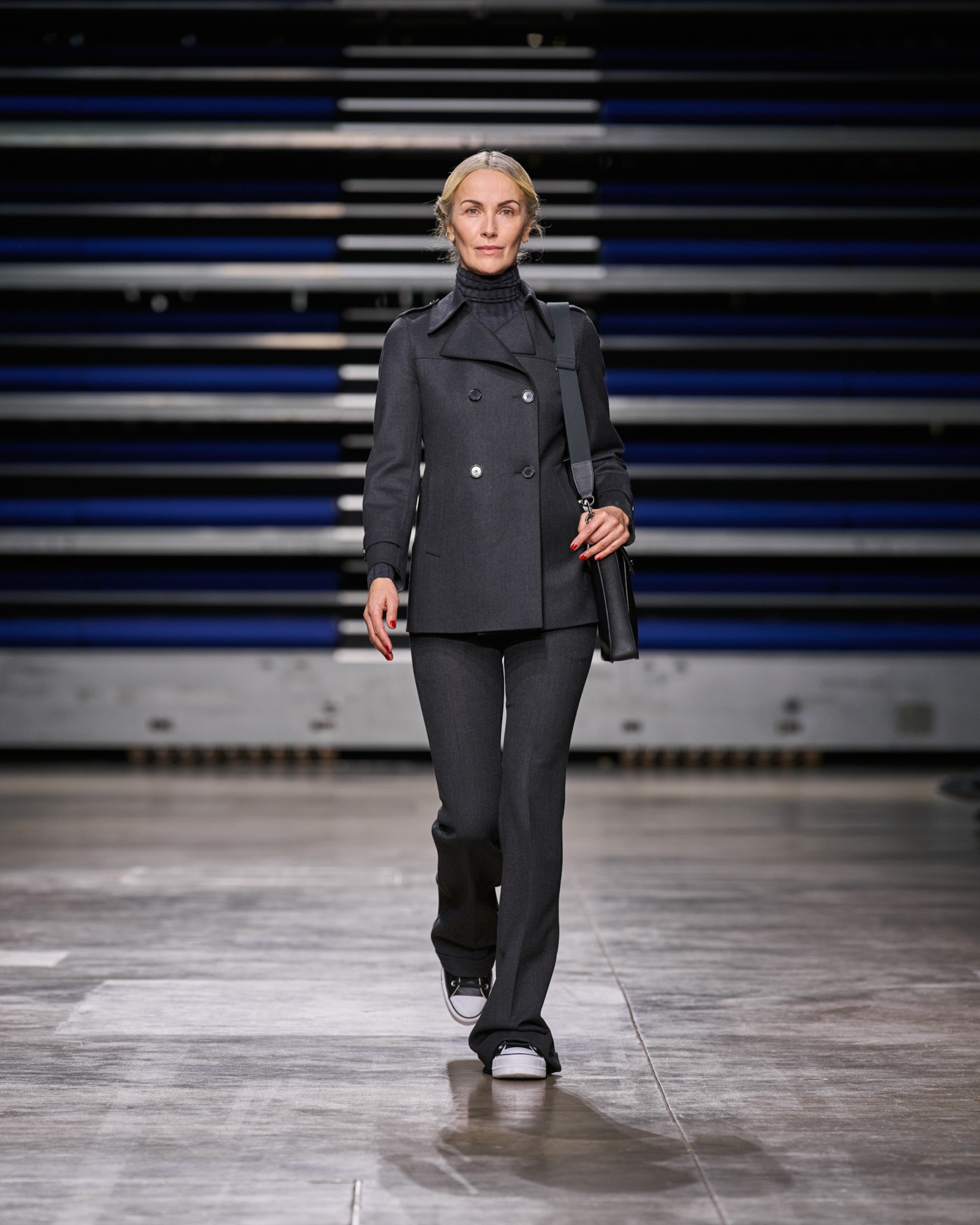 Designer Zweireihige Jacke aus Woll-Stretch-Doubleface - Grau 