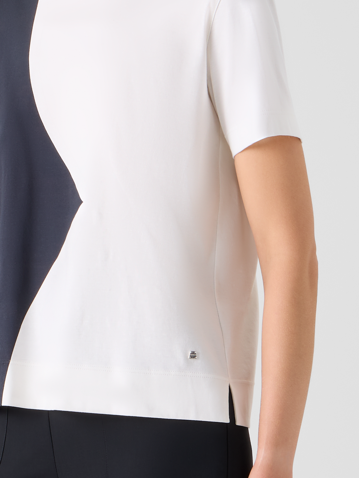 Designer Lässiges Baumwoll-T-Shirt mit Cloud-Druck - Bunt #editorial