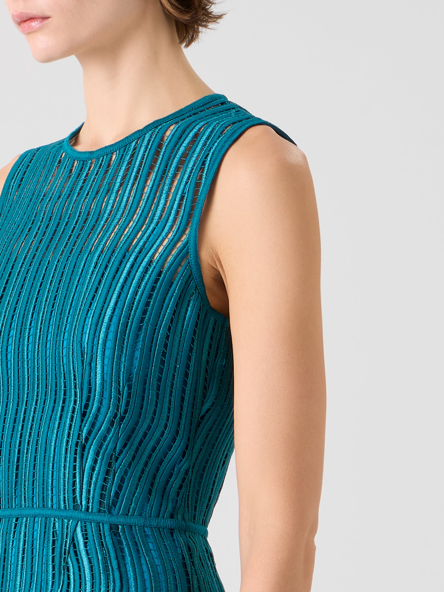 Designer Abendkleid aus Wave-Guipure - Grün 