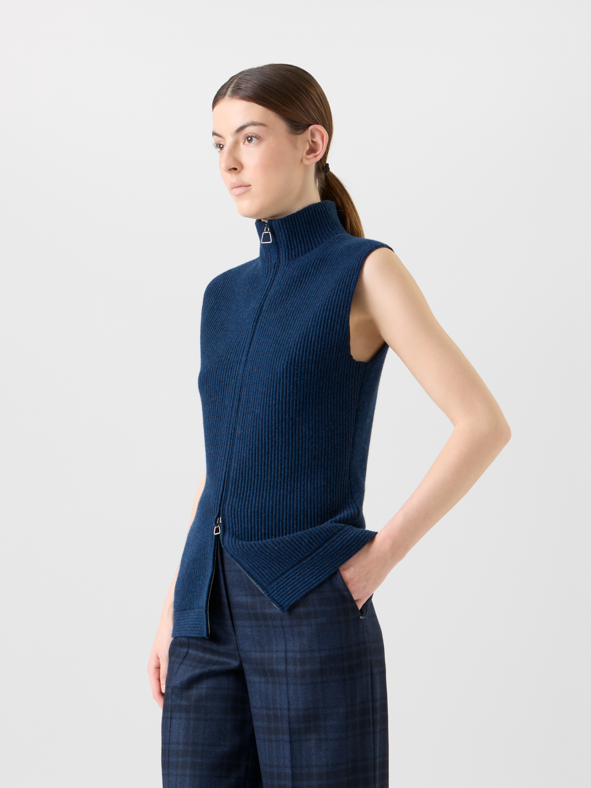 Designer Kaschmir Strick Gilet mit Rippen Vorderteil - Dunkelblau - Blau #editorial