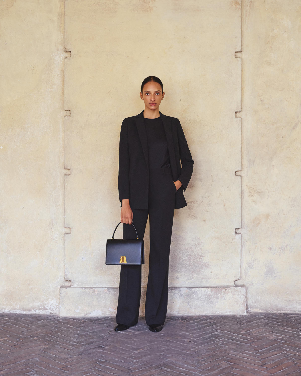 Designer Alice Medium Top Handle Bag - Schwarz #editorial