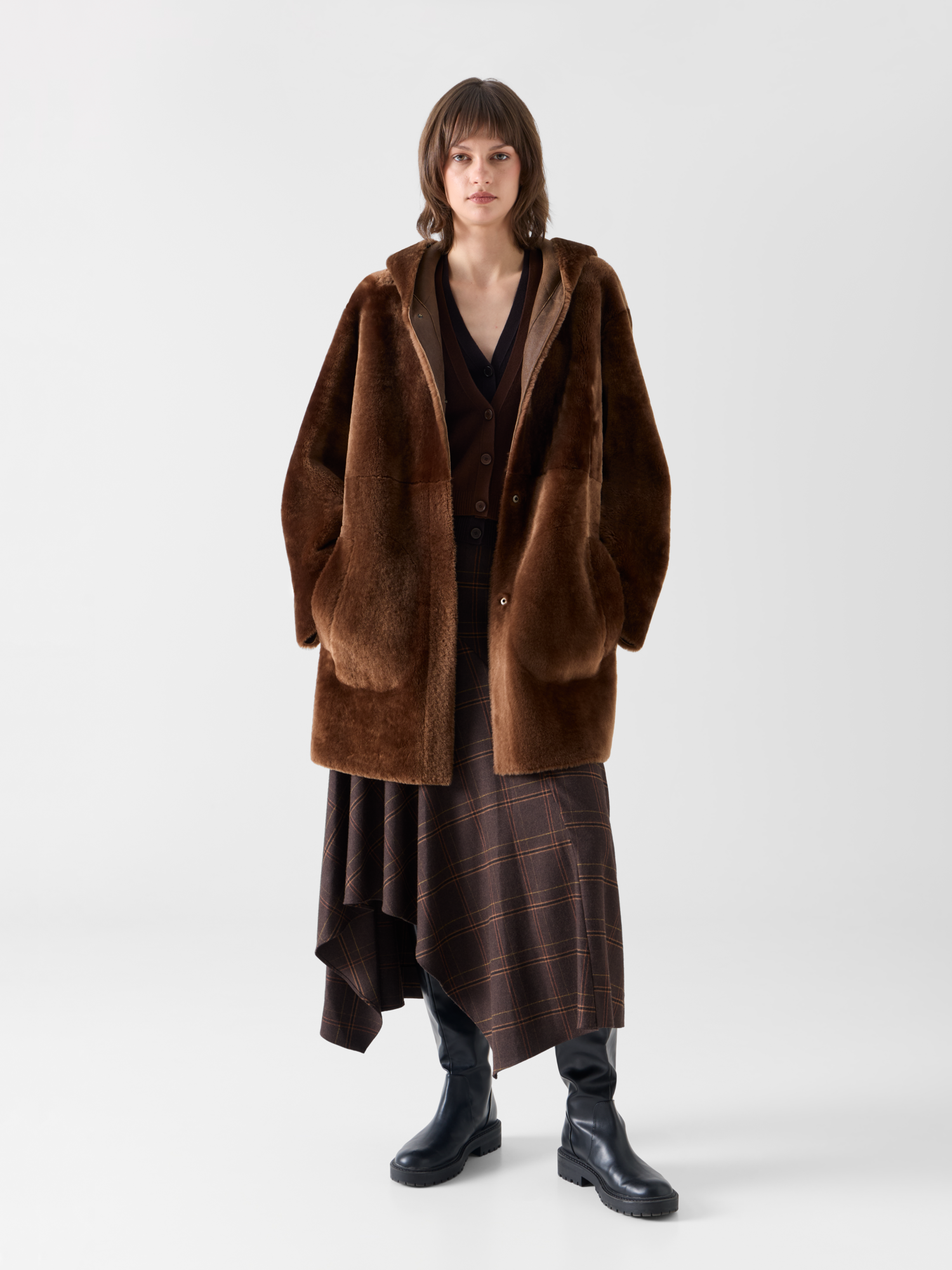 Designer Oversize-Wendeparka aus Lammfell mit Kapuze - Braun 