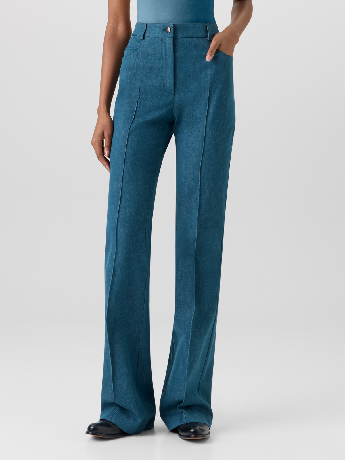 Designer Farid Bootcut Hose aus Stretch-Baumwoll-Denim - Blau #editorial
