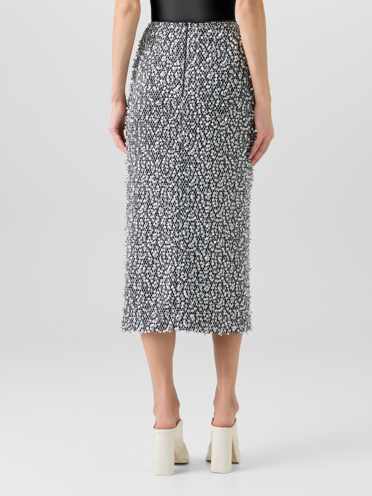 Designer Midi-Tube-Rock mit Pailletten auf Netzstickerei - Bunt #editorial