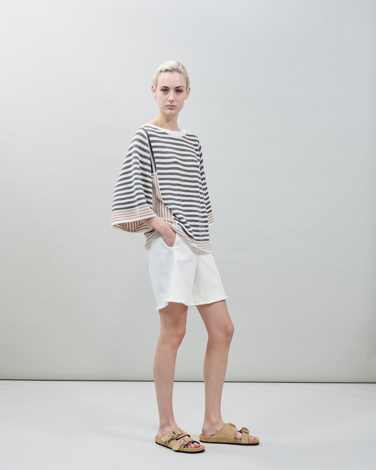 Designer Gestreifter Kurzarmpullover aus Merinowolle - Grün - Bunt #editorial