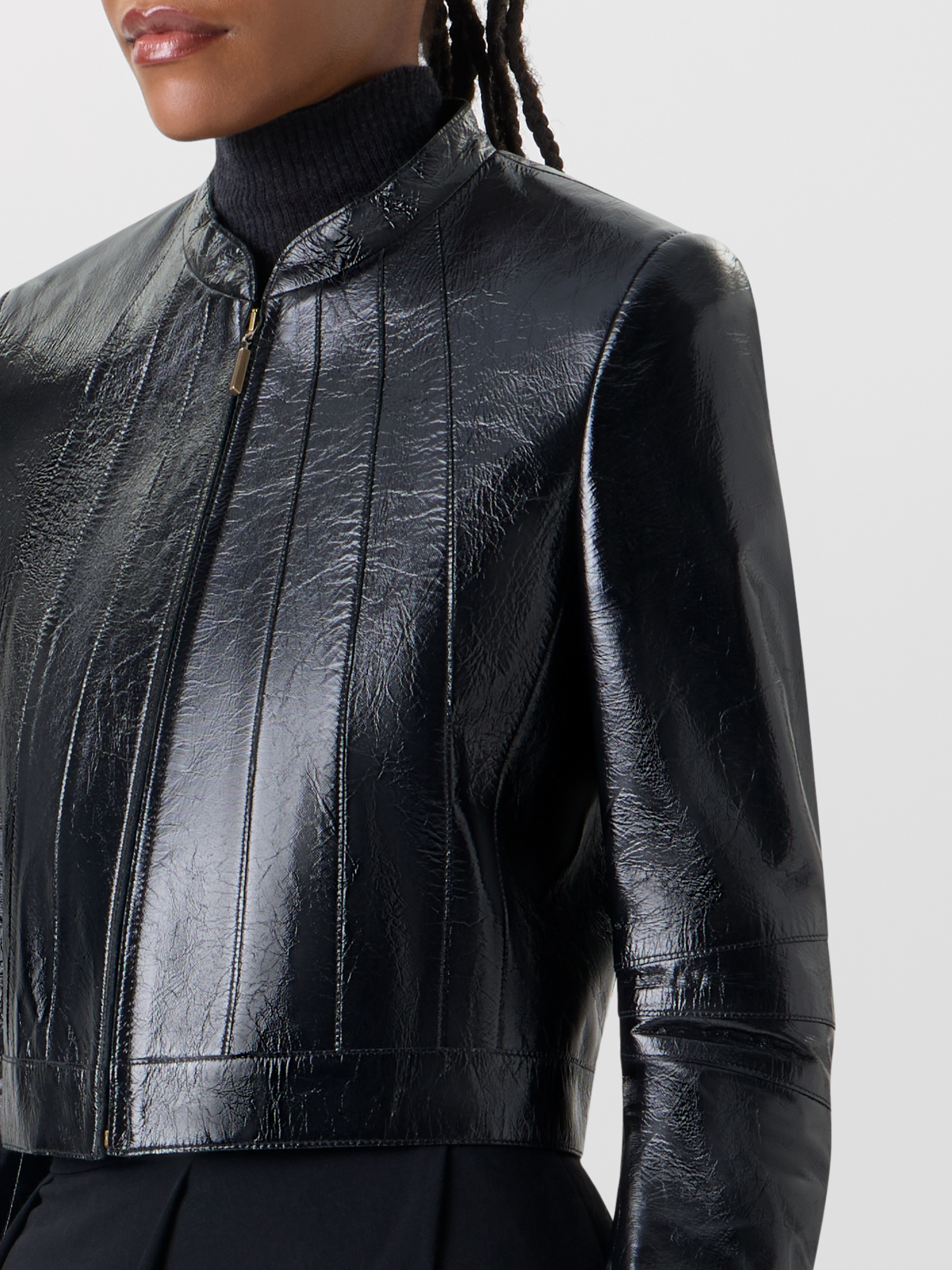 Designer Kurze taillierte Jacke aus lackiertem Nappaleder - Schwarz 