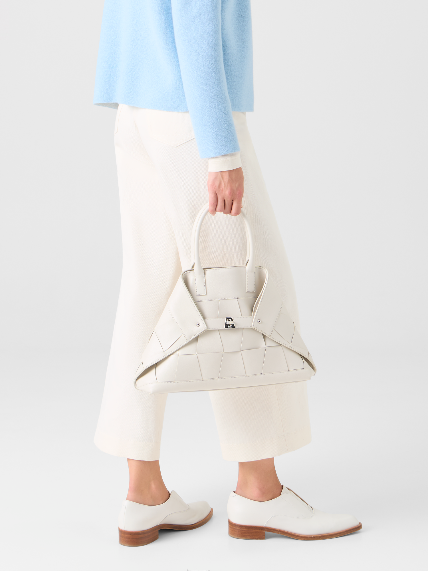 Designer Ai Small Top Handle Tote - Ecru - Weiss 