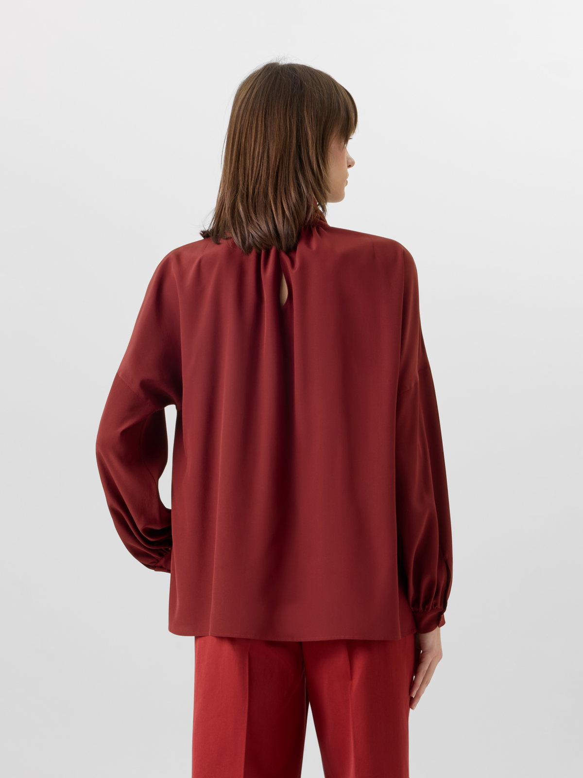 Designer Langärmelige Bluse aus Seiden-Crêpe-de-Chine - Rot #editorial