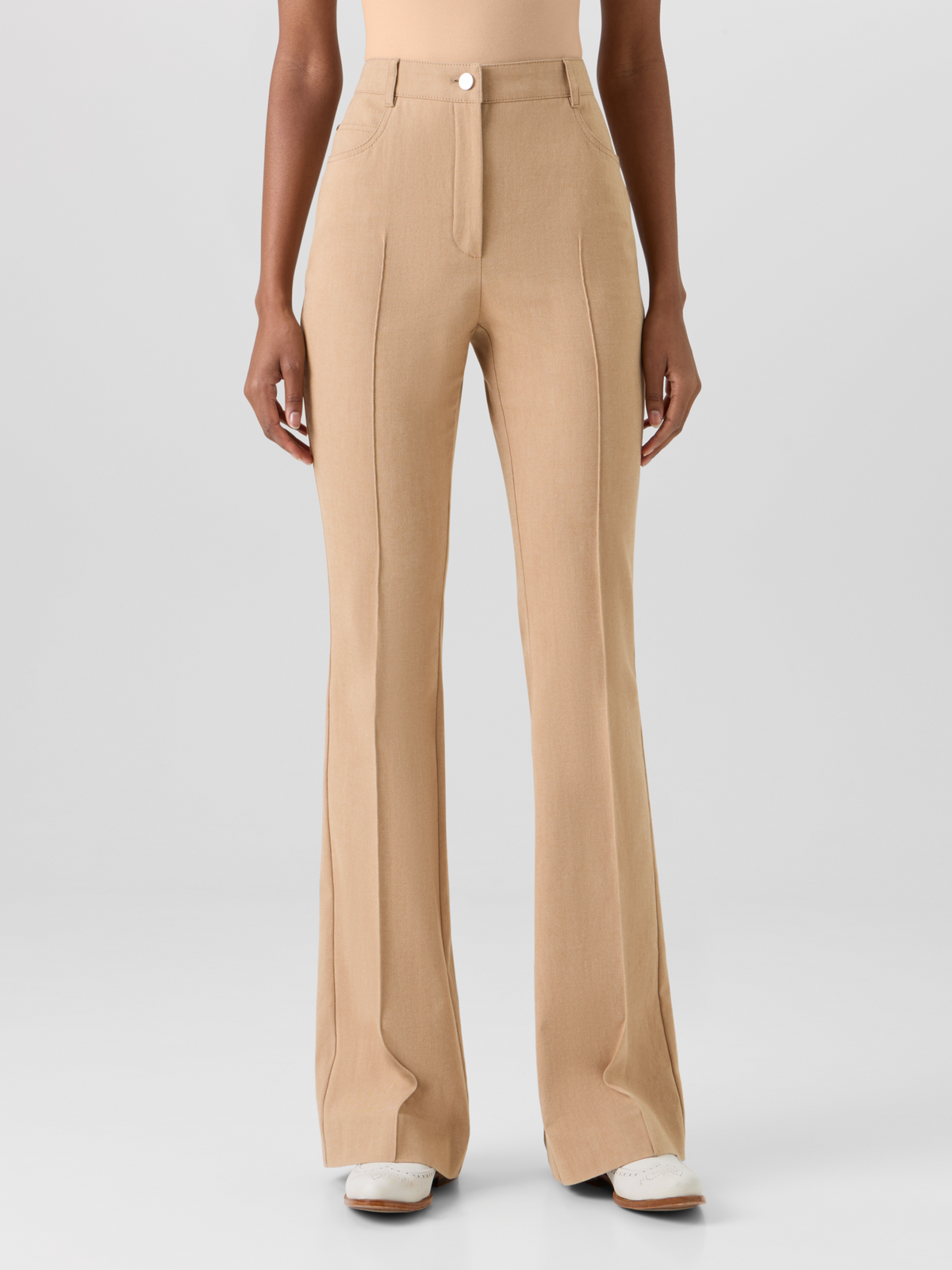Designer Farid Bootcut Hose aus Stretch-Baumwoll-Denim - Beige #editorial