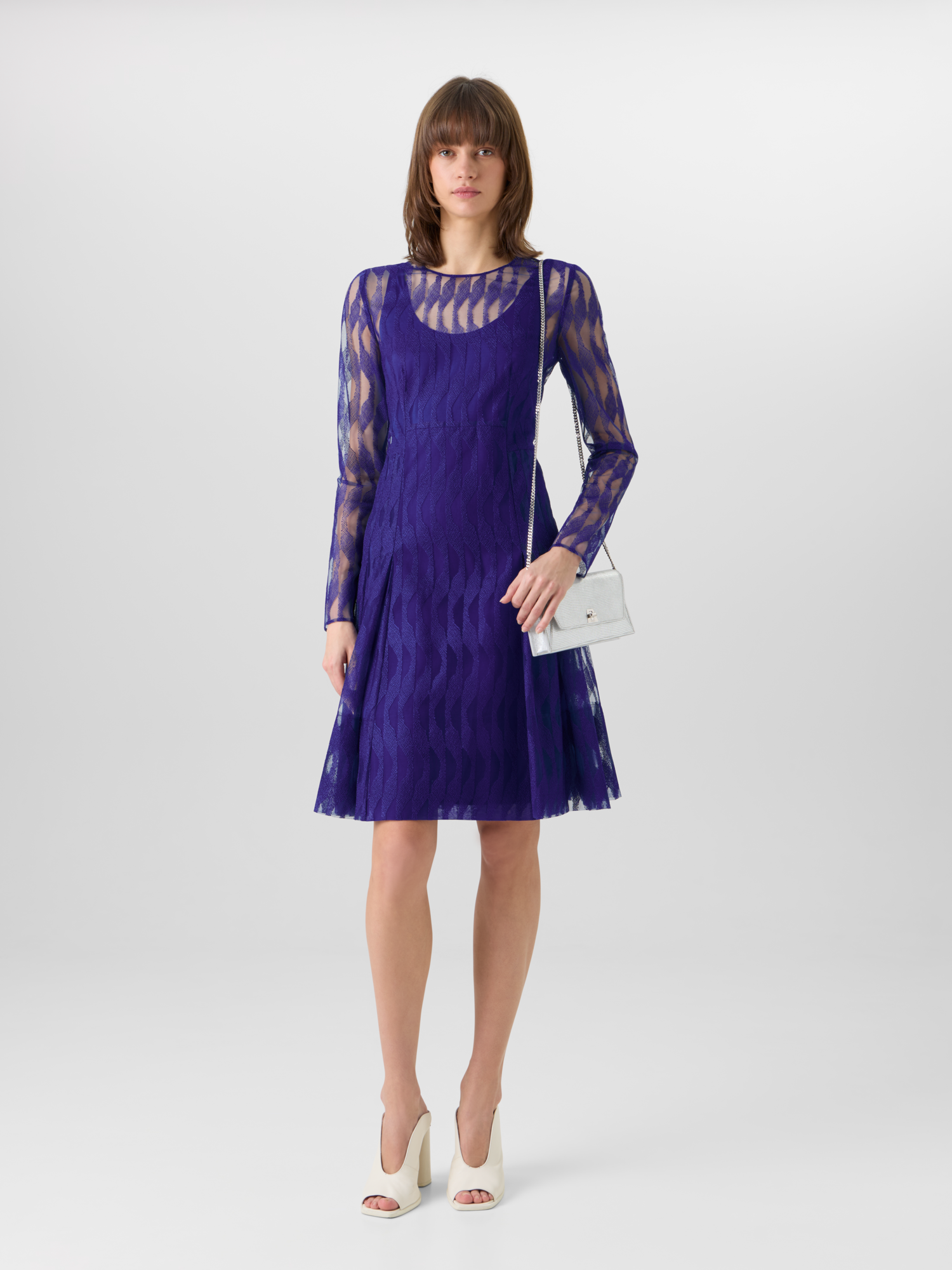 Designer Langärmeliges Kleid mit High Plains Stickerei auf Tüll - Violett 