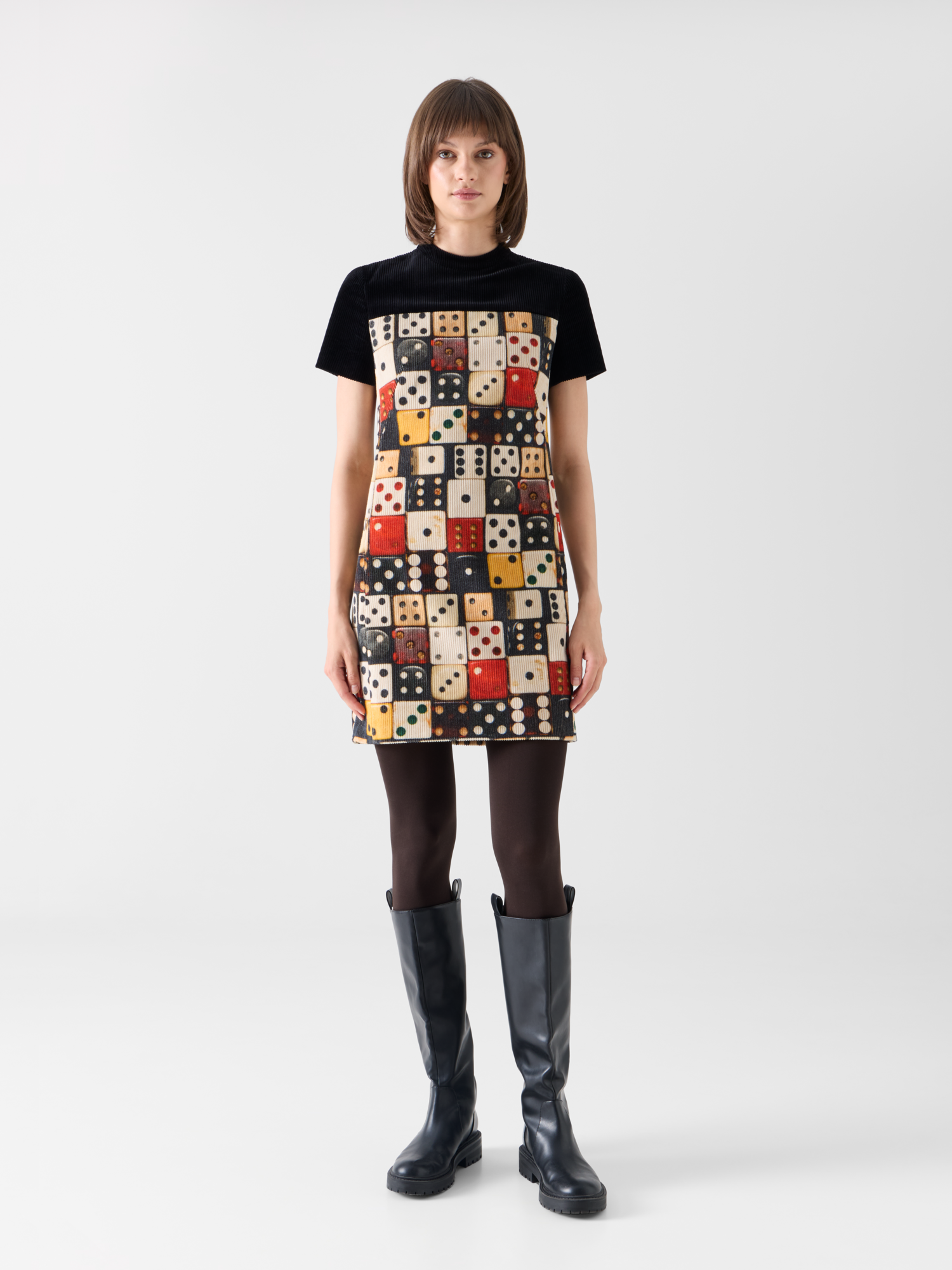 Designer Minikleid aus Baumwollcord mit Dice Print - Bunt - Schwarz 