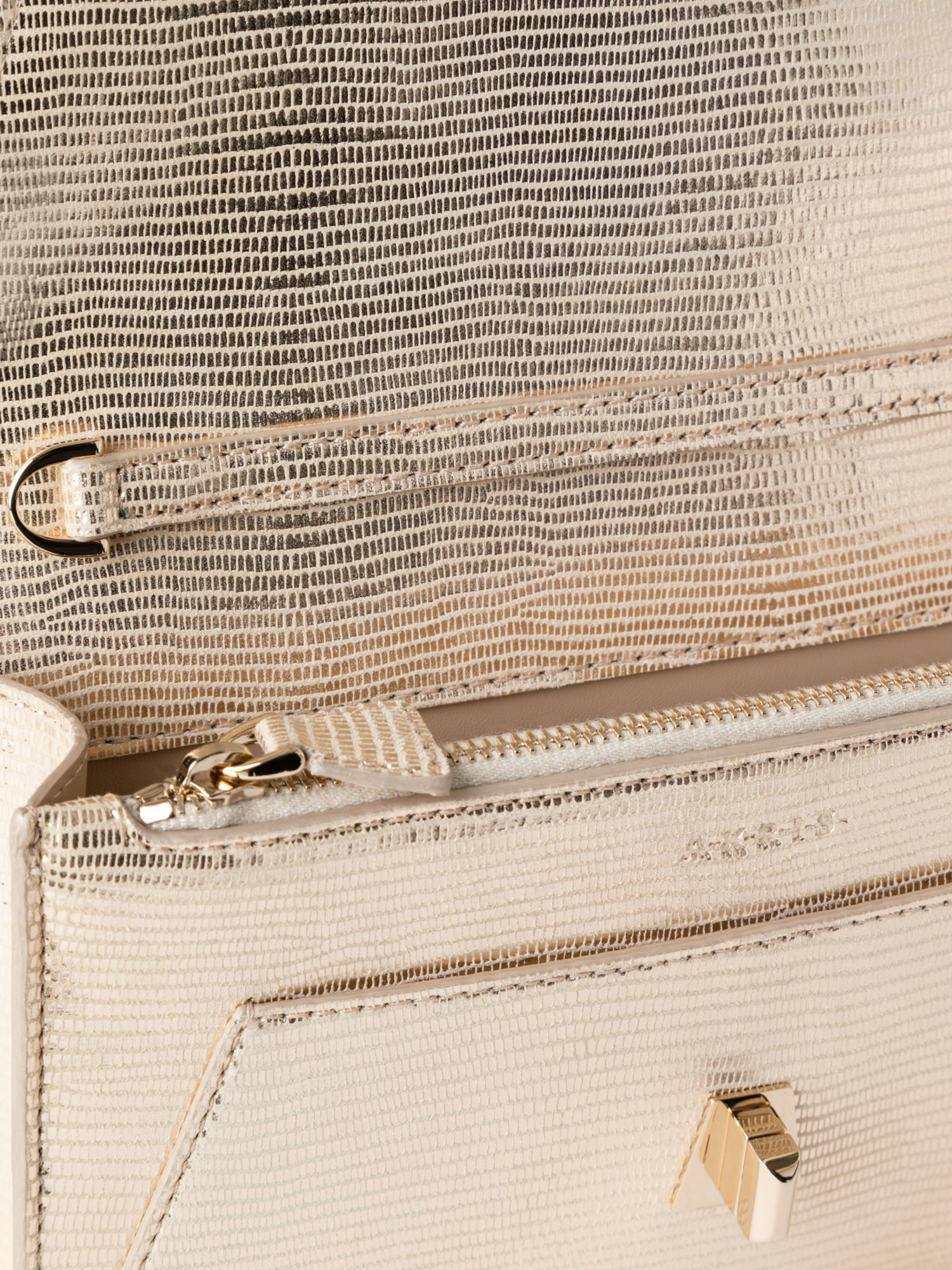 Designer Anouk Envelope - Gold