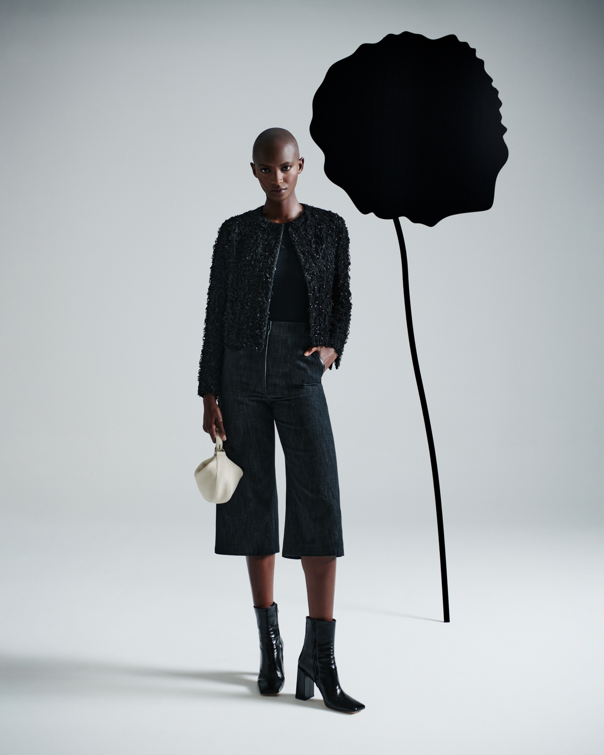 Designer Kurze Jacke mit Micro-Pailletten und Fransen - Schwarz #editorial