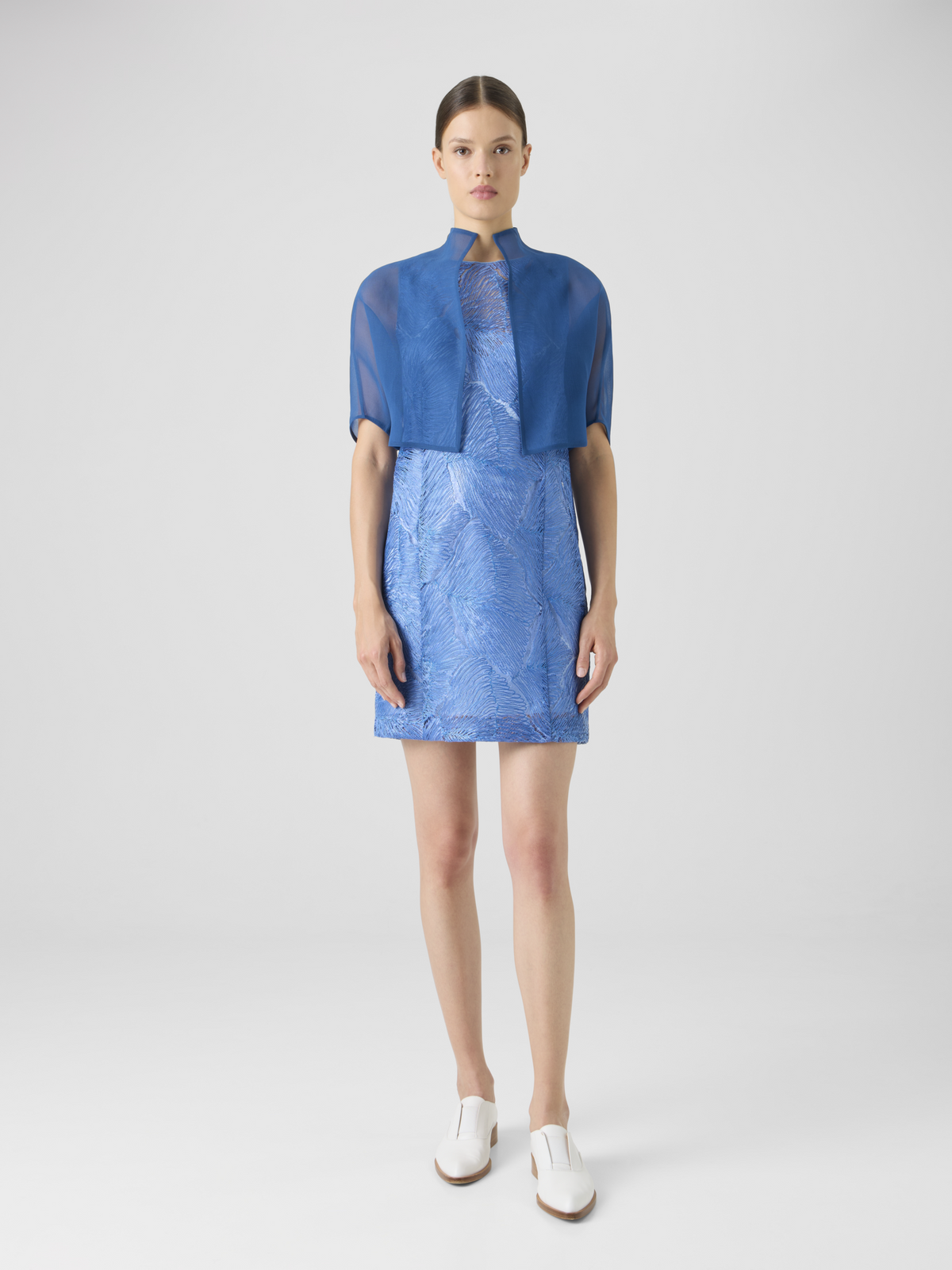 Designer Kurzer Bolero aus Seidenorganza - Blau #editorial