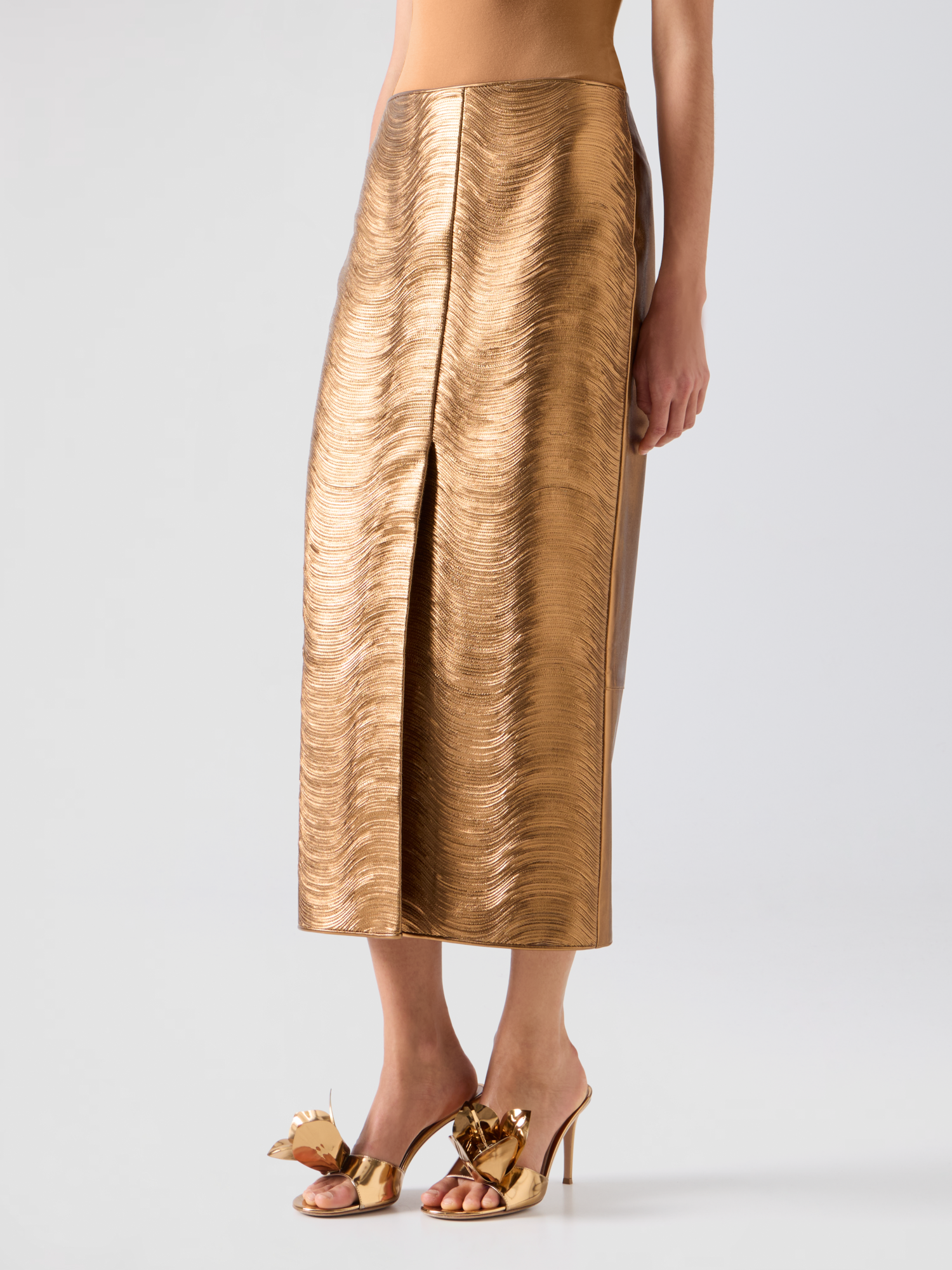 Designer Bleistiftrock aus Lamé-Leder mit Streifenstickerei - Gold 