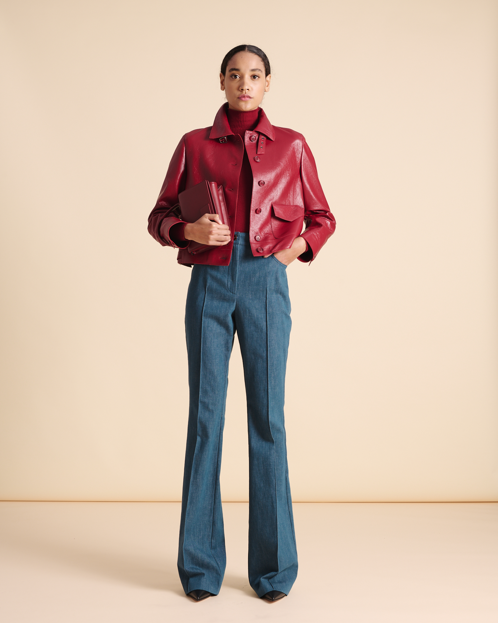 Designer Kurze Bomberjacke aus lackiertem Leder - Rot 