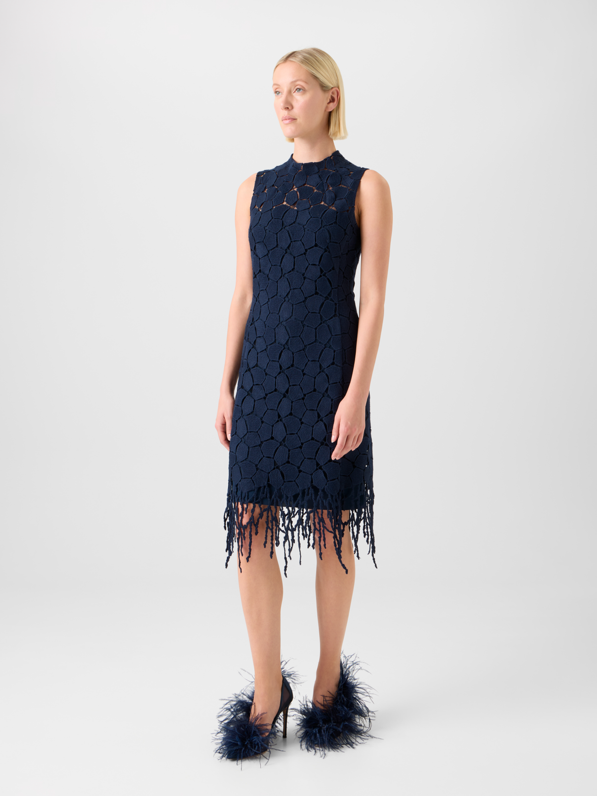 Designer Fringe Sheath Dress in Lapis Lazuli Stickerei - Dunkelblau - Blau #editorial