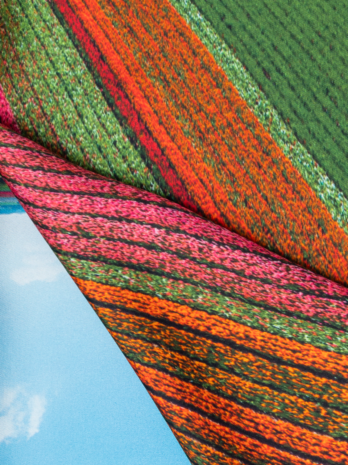 Designer Schal aus Seide mit Wind Turbine Druck - Bunt