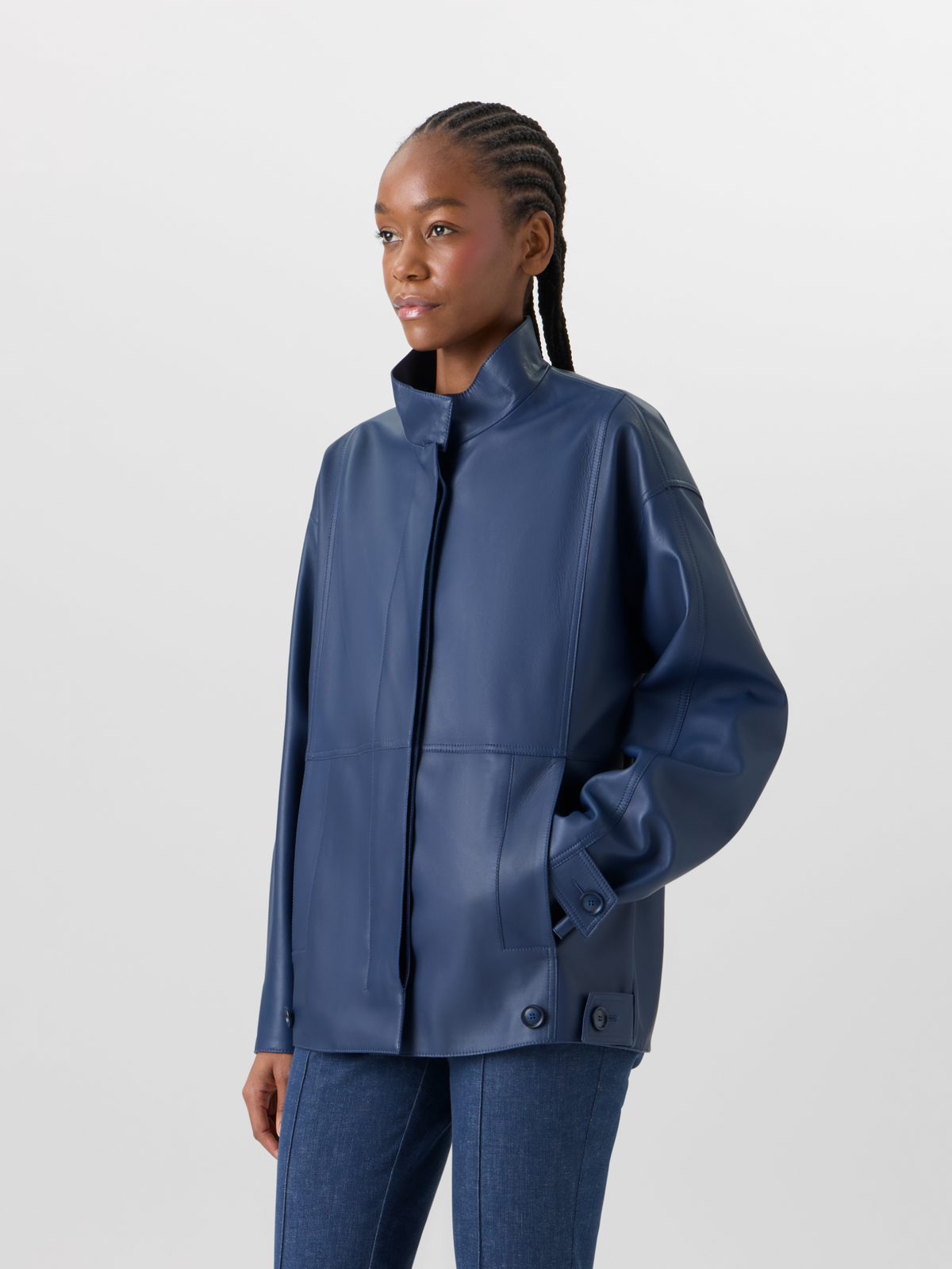 Designer Huma Jacke aus Lackleder - Blau #editorial