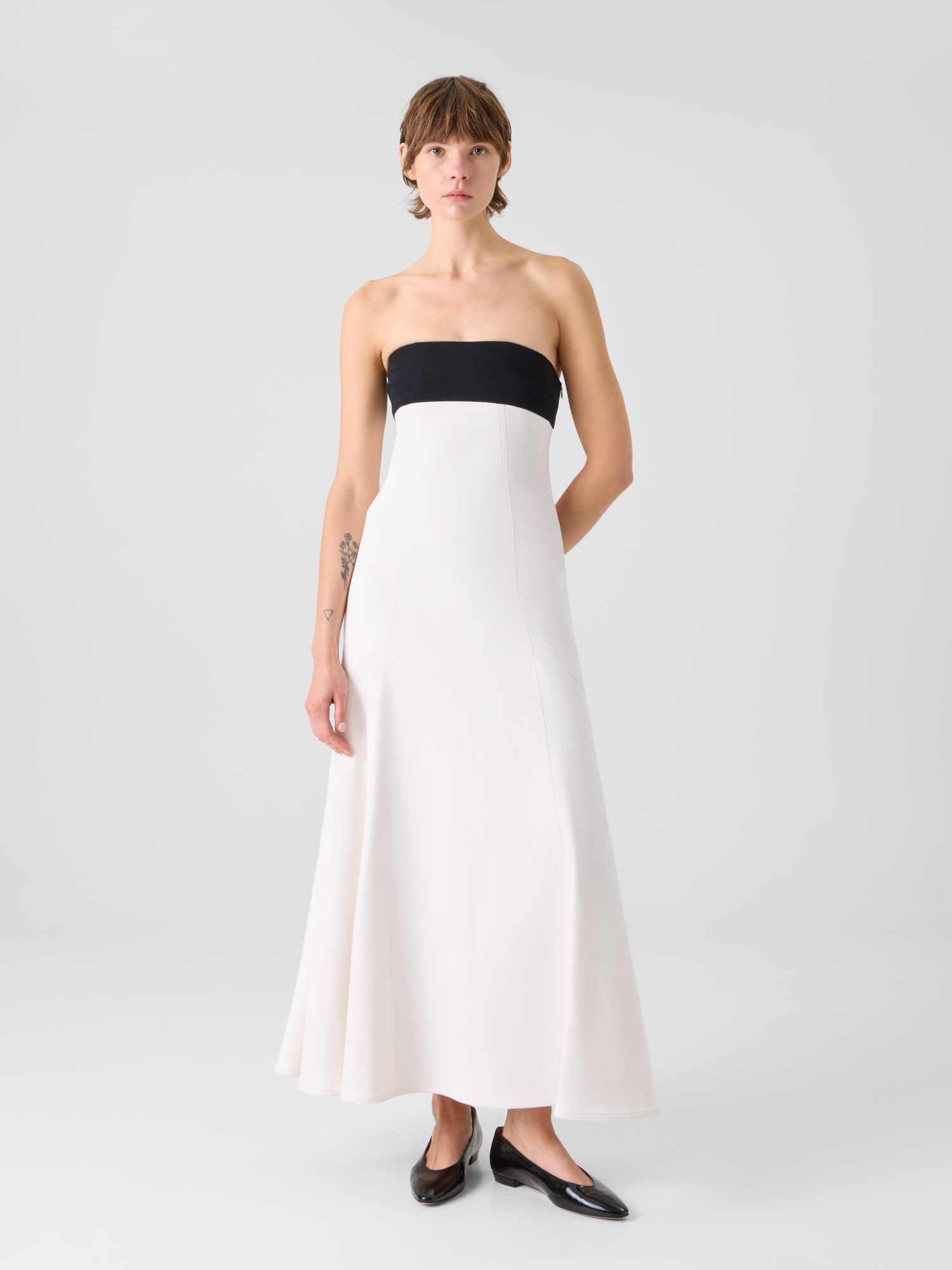 Designer Trägerloses Midikleid aus Denim - Ecru 