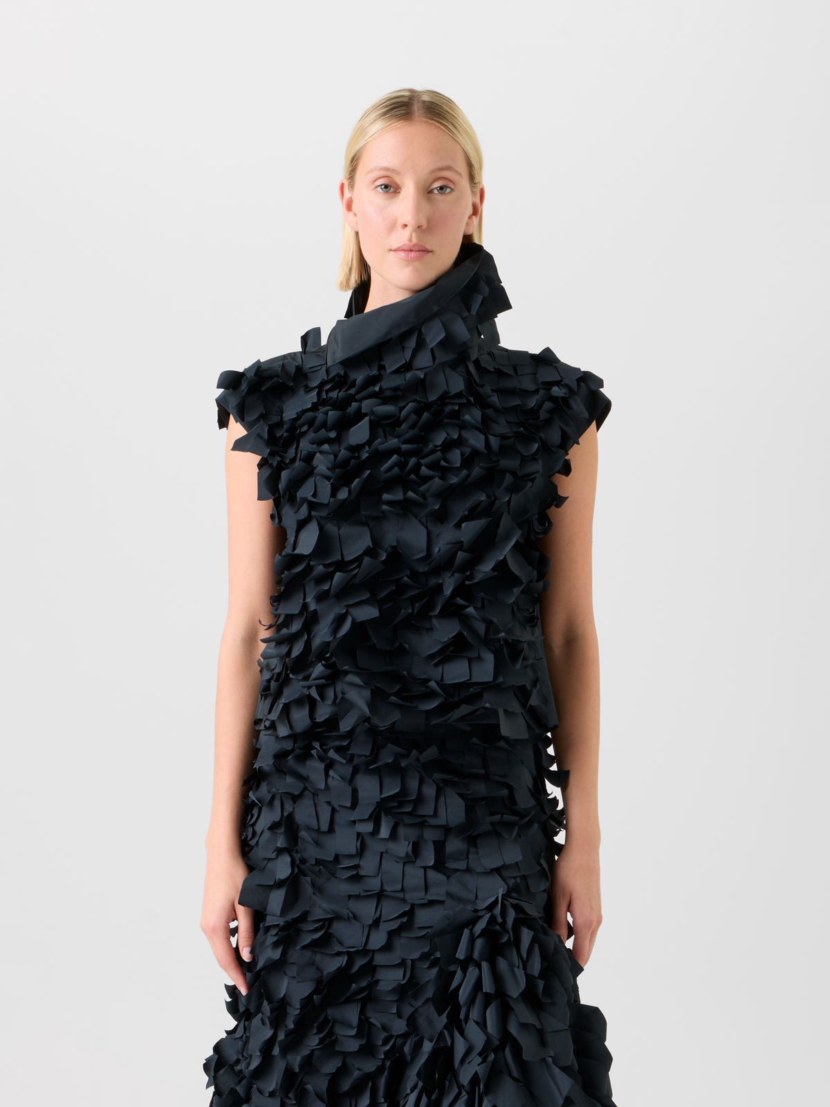 Designer Boxy Techno-Top mit Taftbändern - Schwarz #editorial