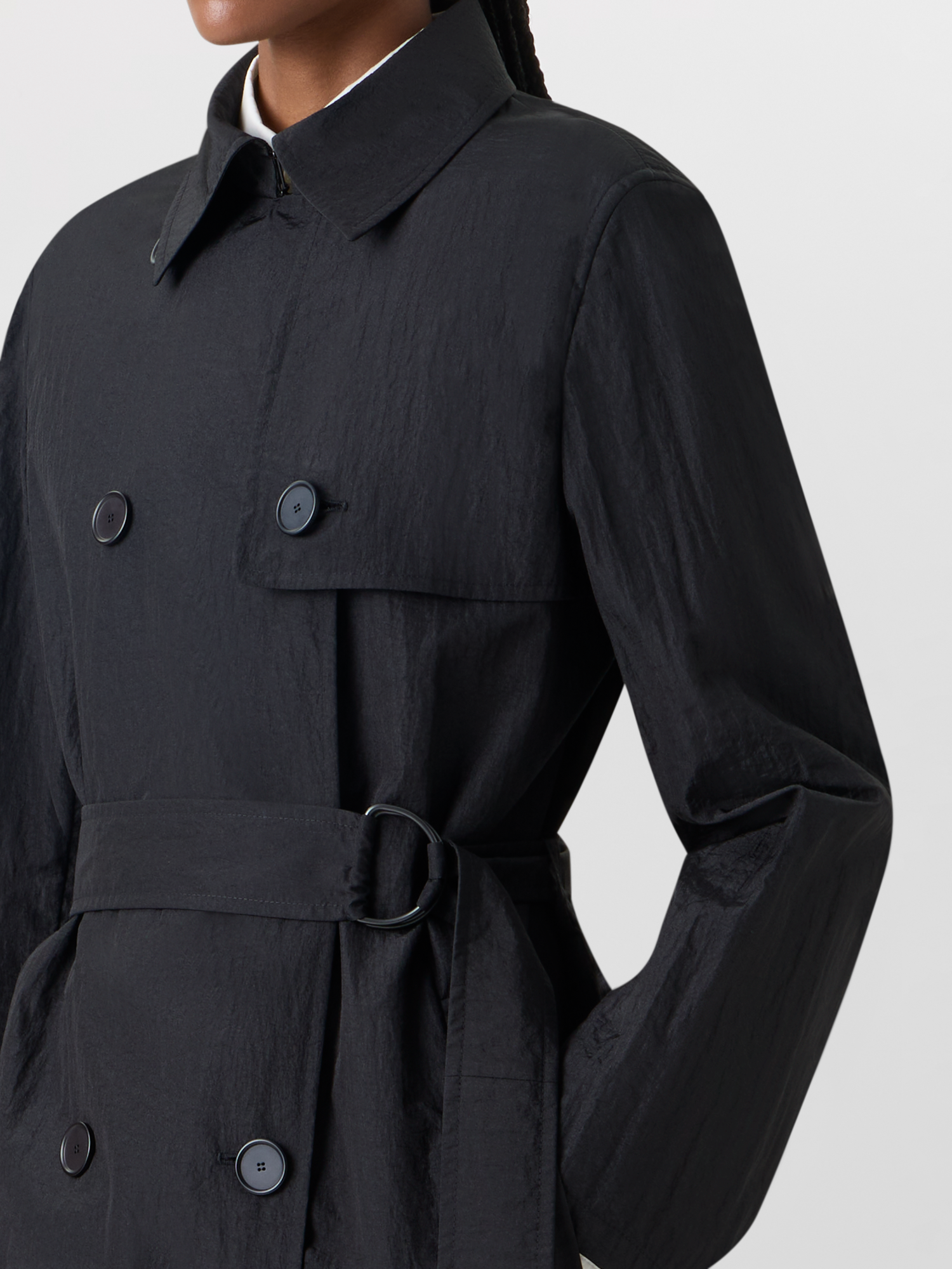 Designer Langärmeliger, langer Trenchcoat aus Crinkled-Parachute-Taft - Schwarz 