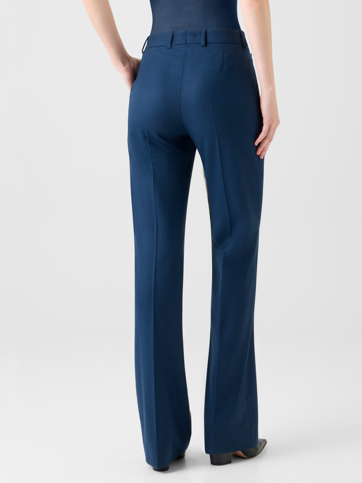 Designer Leichte Bootcut-Stretch-Wollflanellhose - Dunkelblau - Blau #editorial