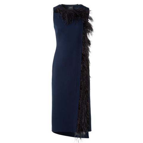 Asymmetrisches Midikleid mit Federbesatz