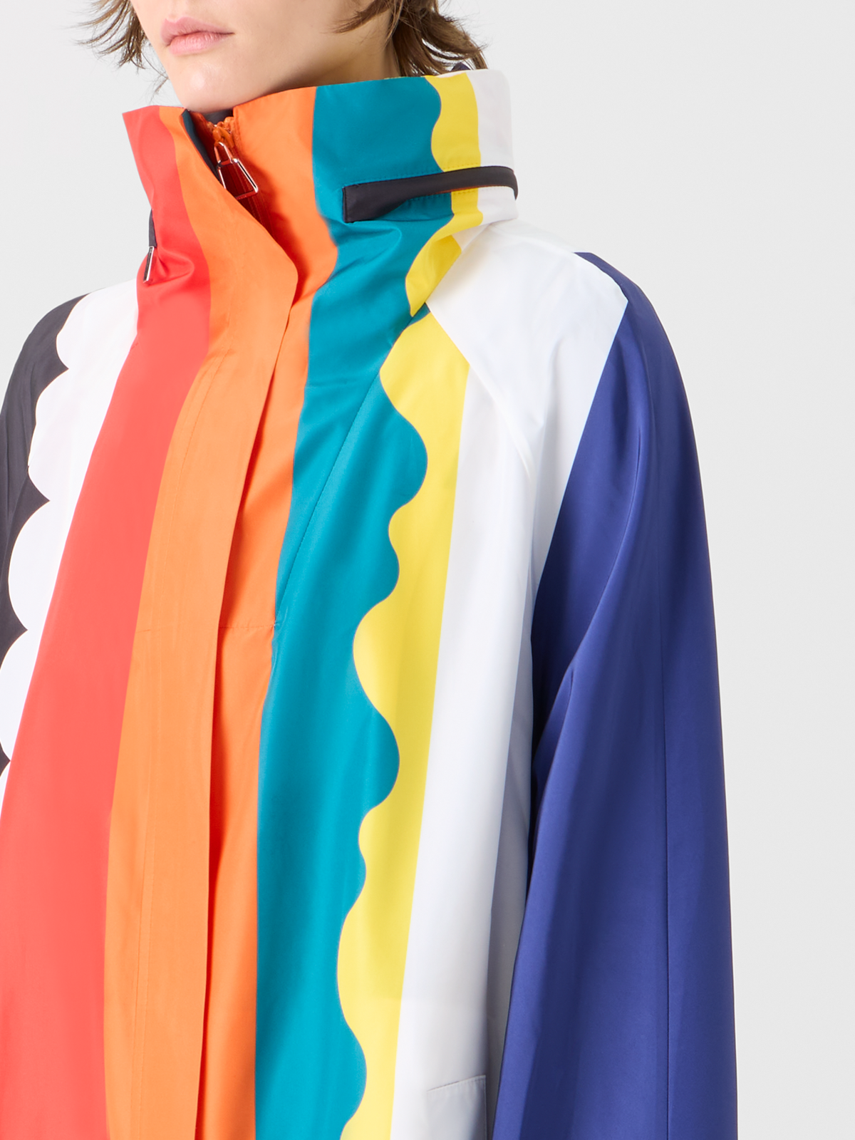 Designer Ivano Maxi-Mantel aus Taft mit Paravent-Druck - Bunt #editorial