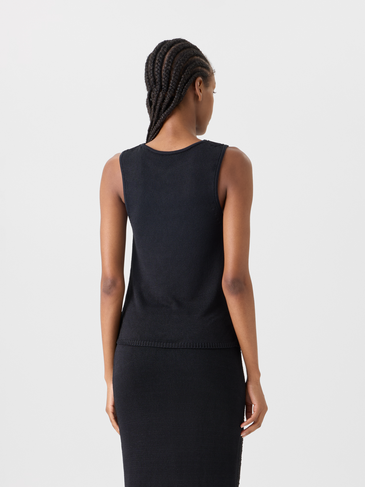 Designer Seidenstrick-Top mit Fransendrapierung - Schwarz #editorial