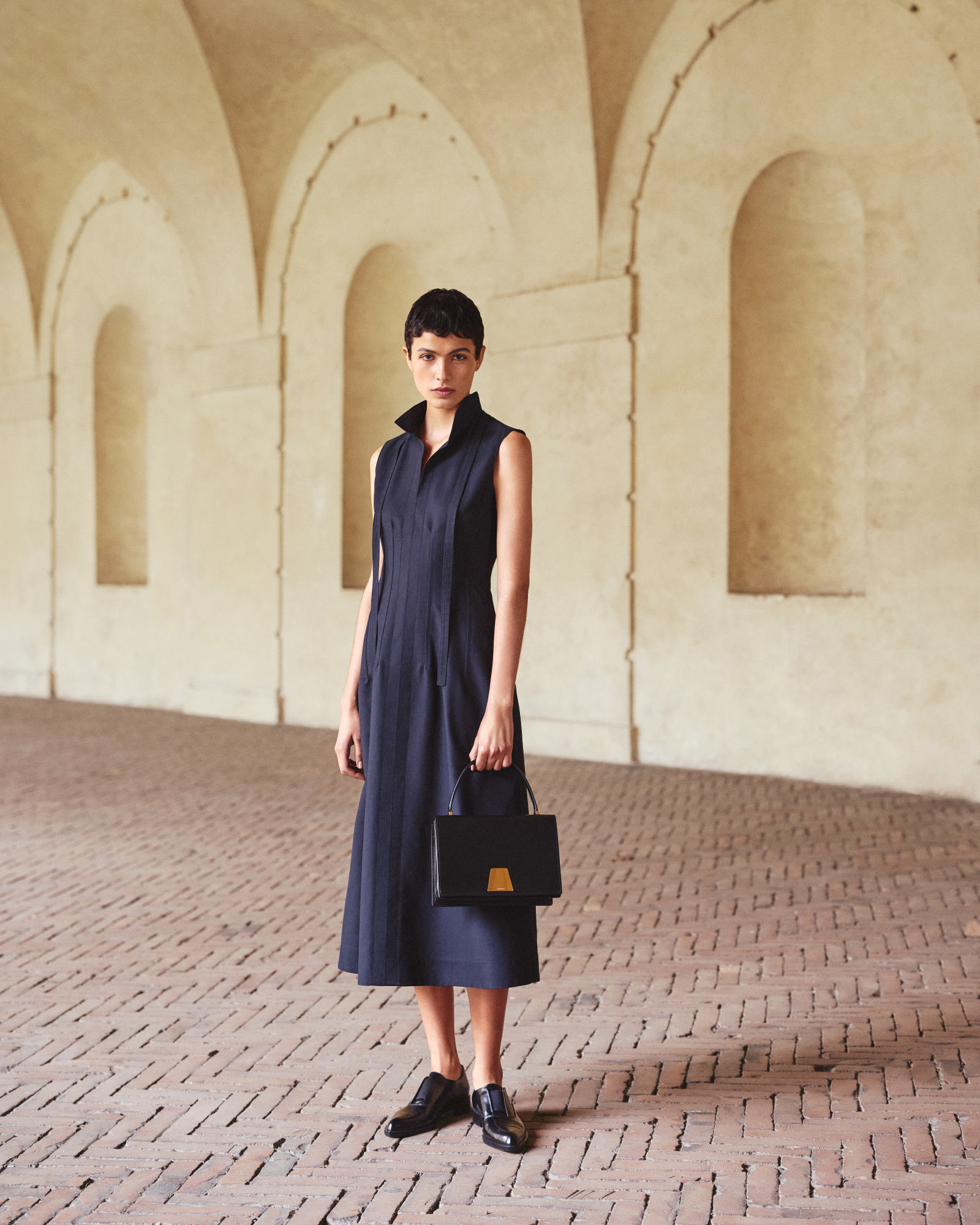 Designer Fit-and-Flare Midikleid aus Baumwolle - Schwarz 