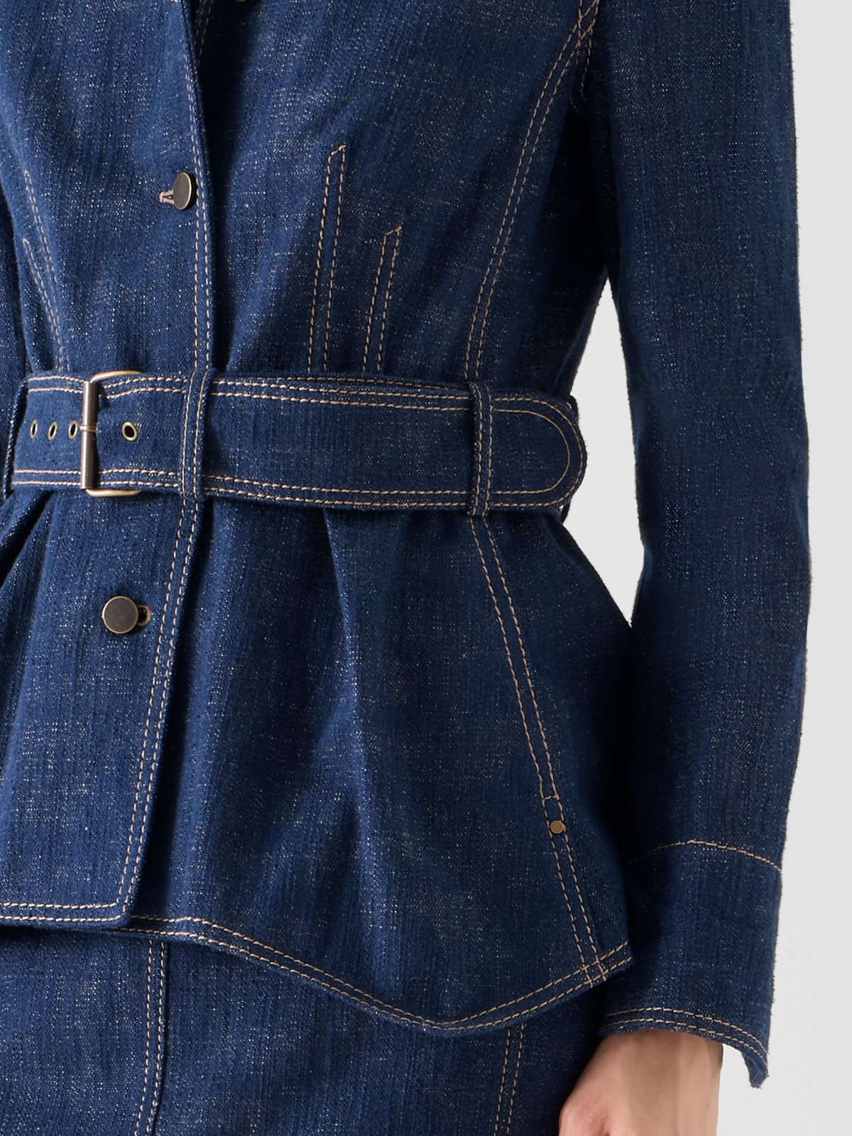 Designer Gegürtete Jacke aus Winter-Denim - Dunkelblau 