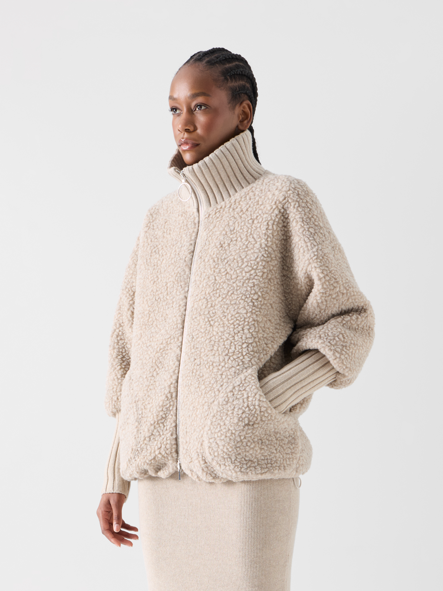 Designer Gesteppte Fleece-Bouclé-Jacke mit hohen Bündchen - Beige 