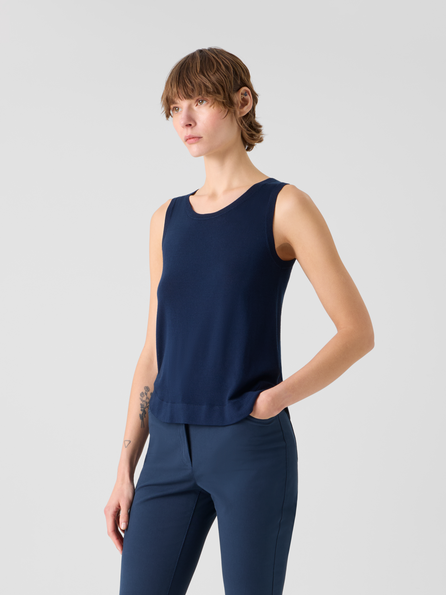 Designer Leichtes Merinowolle-Strick-Top mit U-Boot-Ausschnitt - Dunkelblau - Blau 