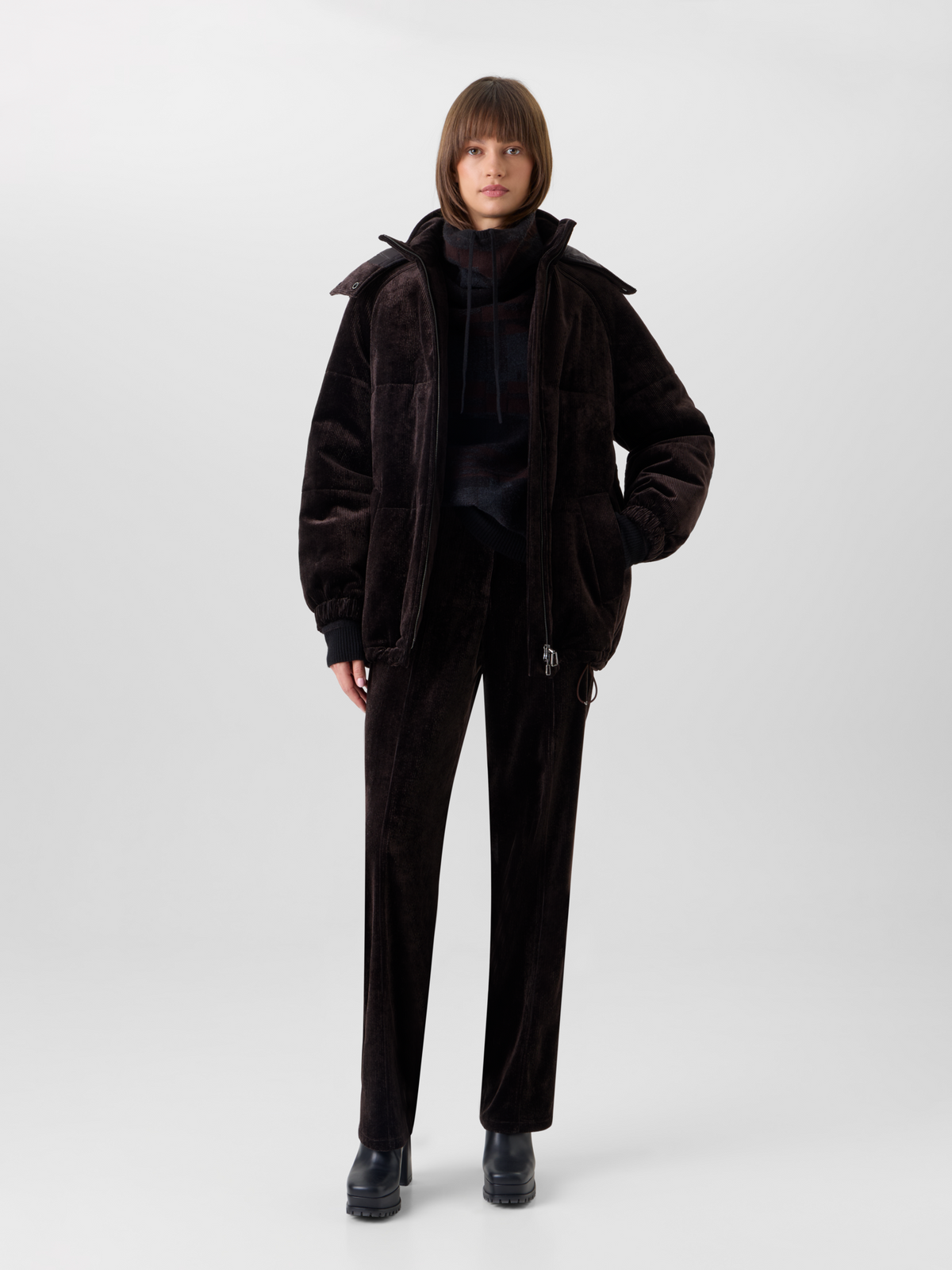 Designer Wattierter Oversize-Parka aus Cord - Braun 