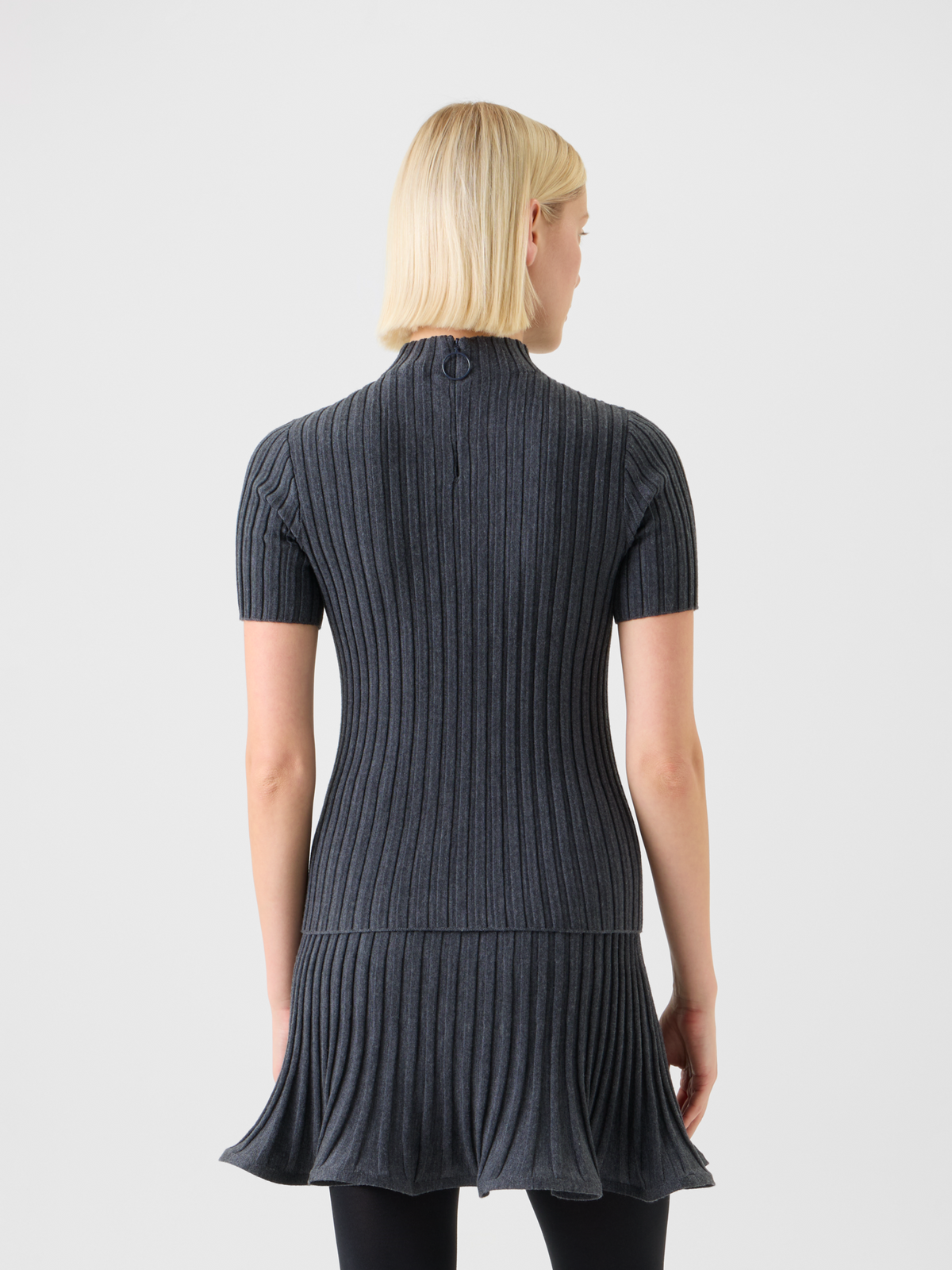 Designer Enges Merino Ripp Mock Neck Stricktop - Grau #editorial