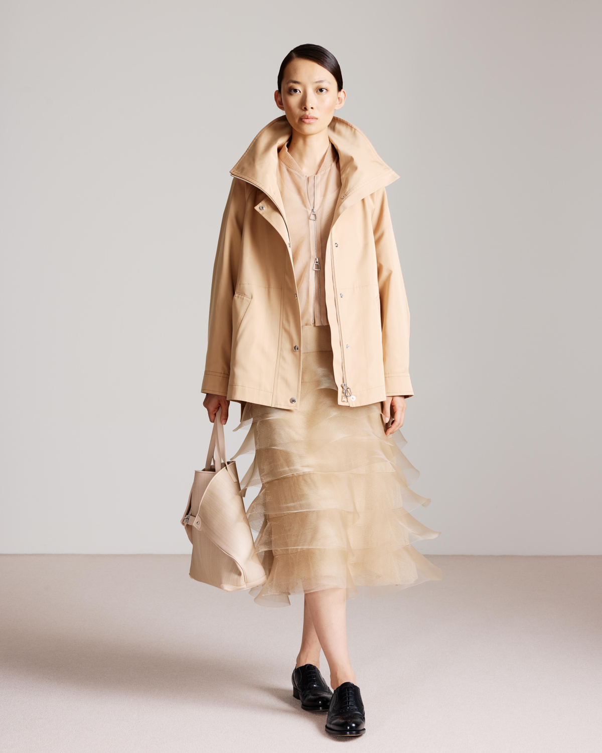 Designer Bleistiftrock mit Tüll-Wellen - Beige #editorial