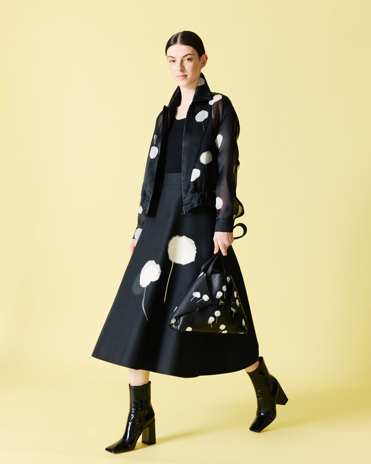 Designer Bomberjacke aus Seide mit Dandelion Druck - Schwarz - Bunt #editorial