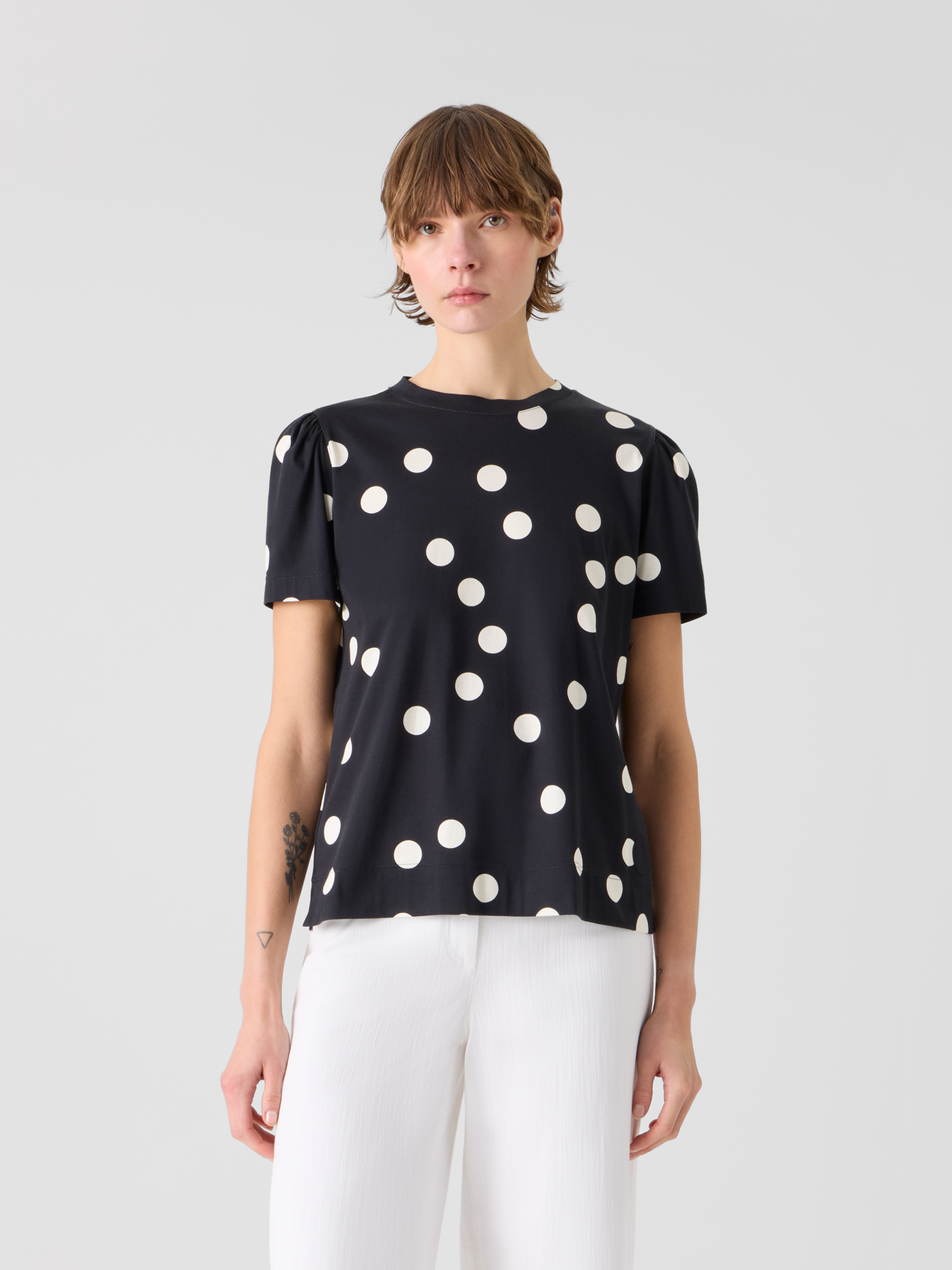 Designer Baumwolljersey-T-Shirt mit Puffärmeln und Polka-Dots - Schwarz 