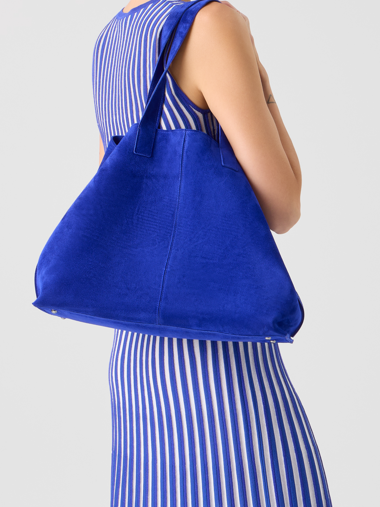 Designer Ai Medium Shoulder Tote Bag - Blau 