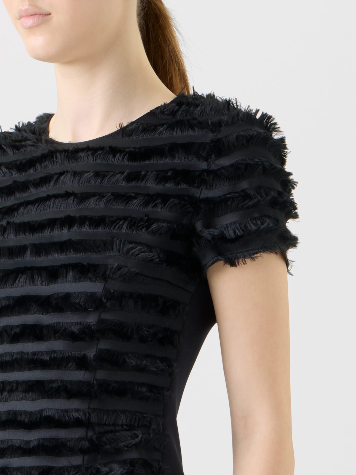 Designer Tailliertes Kurzarm Top mit Fransen Streifen - Schwarz #editorial
