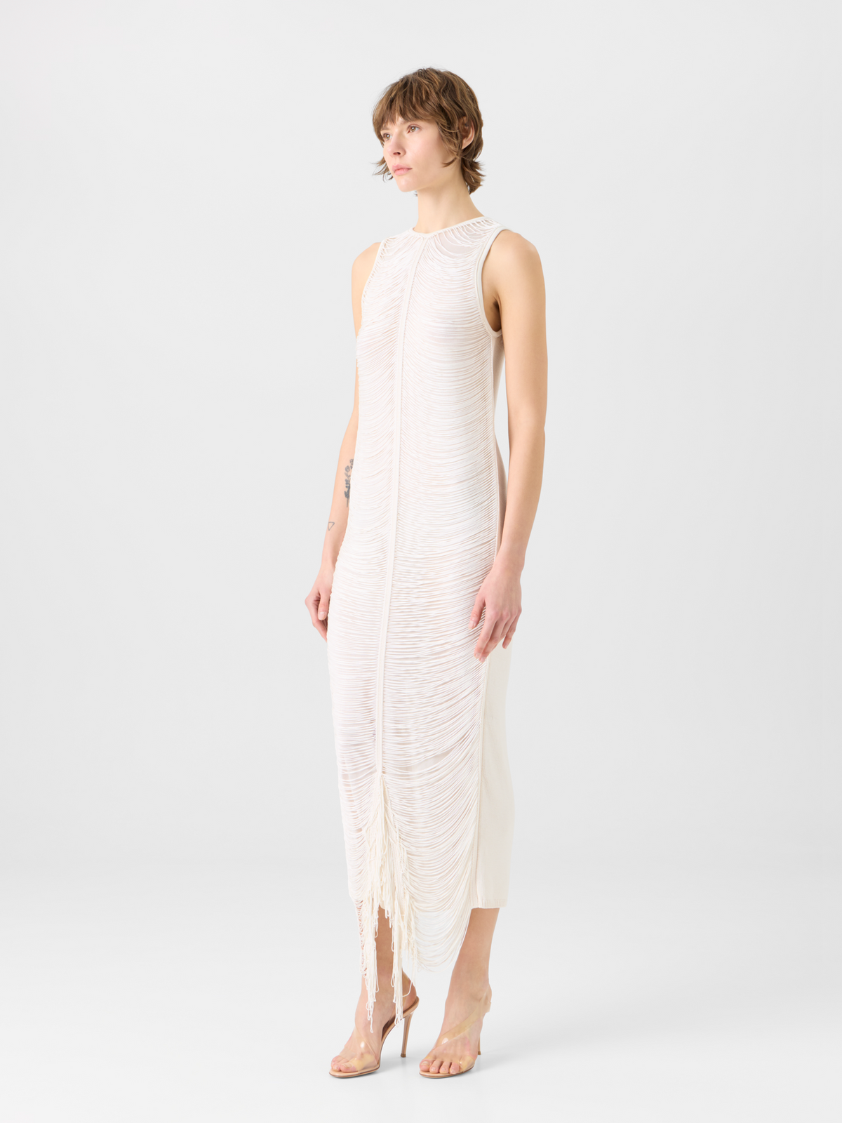 Designer Ärmelloses Maxi-Strickkleid aus Seide mit Fransendrapierung - Ecru #editorial