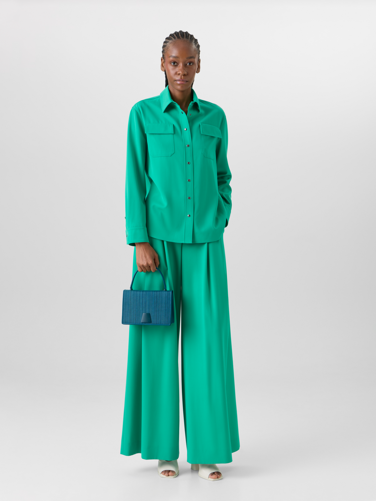 Designer Bluse aus Wollgabardine - Grün #editorial