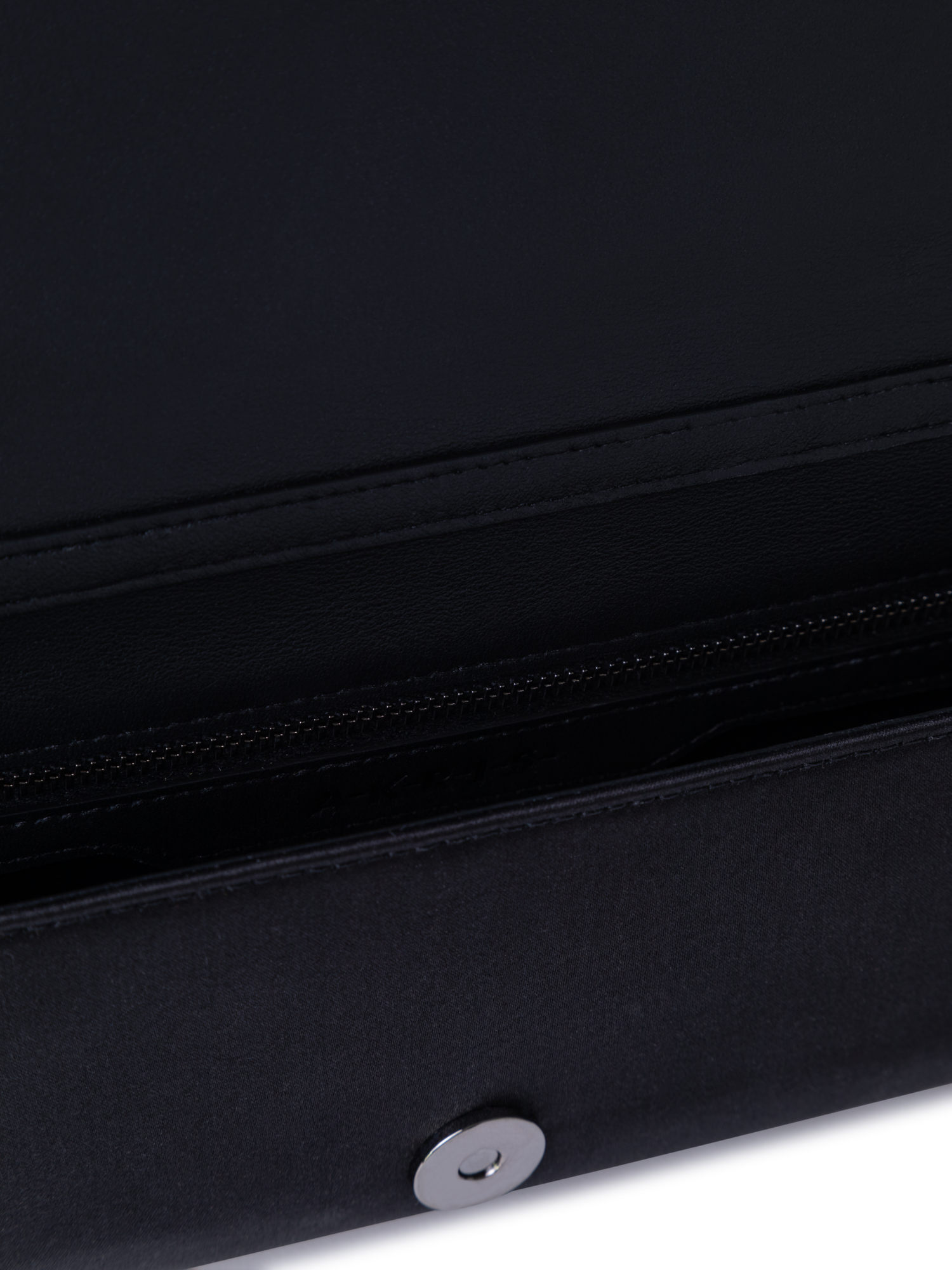 Designer Anouk Satin-Clutch mit Kristalltrapez - Schwarz