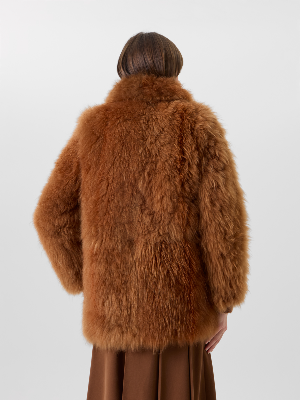 Designer Kurzer Mantel aus Kaschmirziegen-Fell - Braun #editorial
